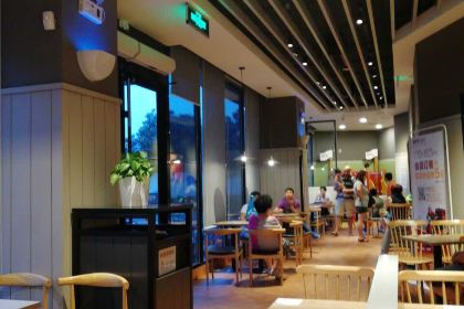 肯德基(济水大街店)