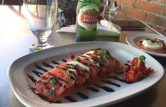 Louies Hanover Square