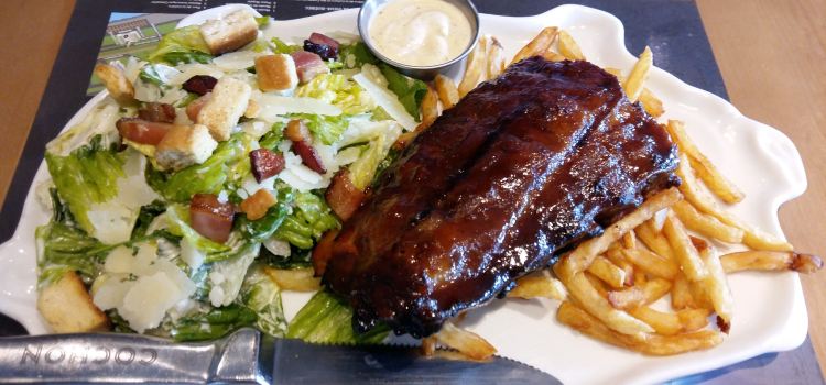 Cochon Dingue Champlain