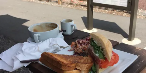 Amami Kitchen & Espresso Bar