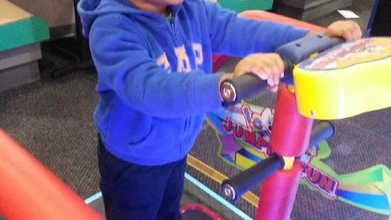 Chuck E. Cheese