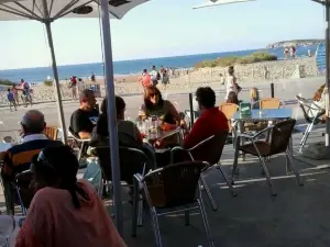 Surf Cafe Somo