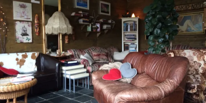 Blomasetrid - Kaffi Kyrrd