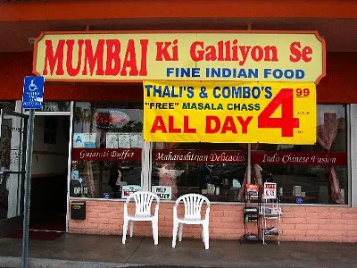 Mumbai Ki Galiyon Se