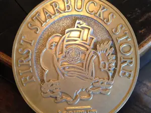 Starbucks Coffee Kawanishi Kamo