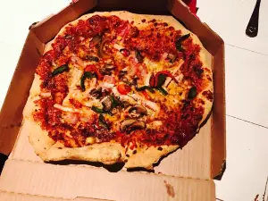 Domino's Pizza - Weybridge