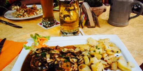 Boheme Kaffeehaus & Restaurant