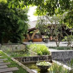 The Higher Room (Veranda) User Photo
