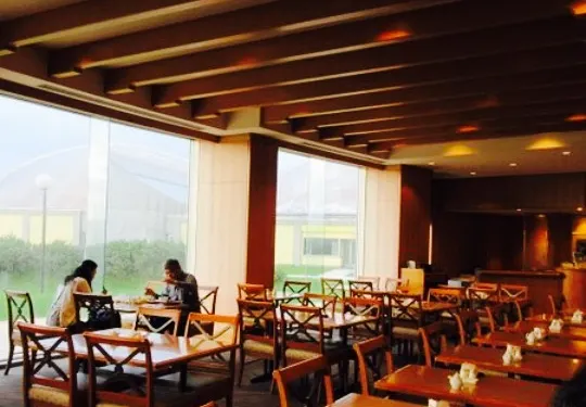 Cafe Restaurant Marine