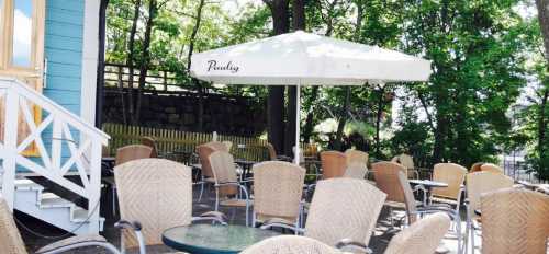 Sinisen huvilan kahvila The Blue Villas Cafe