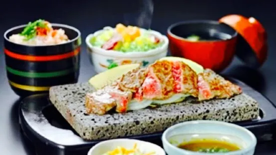 Ishiyaki Steak Zei Nagaoka Across Plaza