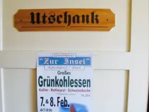 Zur Insel