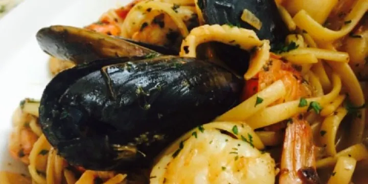 Emporio Lounge and Grill