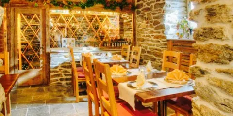 Restaurant Fee Chäller