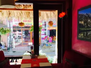 La Casa Pizza Restaurant