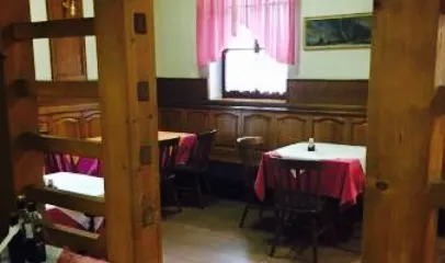 Okrepcevalnica , Pizzeria  Zvoncek