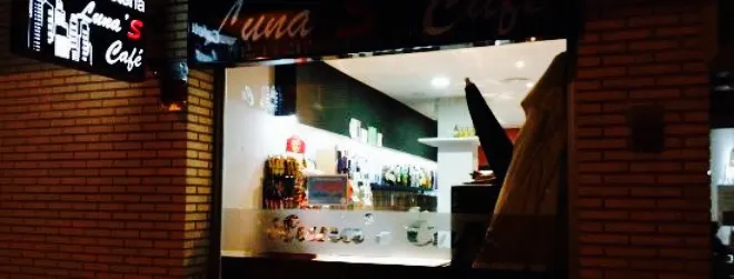 Luna's Cafe
