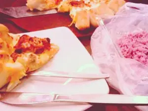 Pizza Hut Summarecon Mal Bekasi