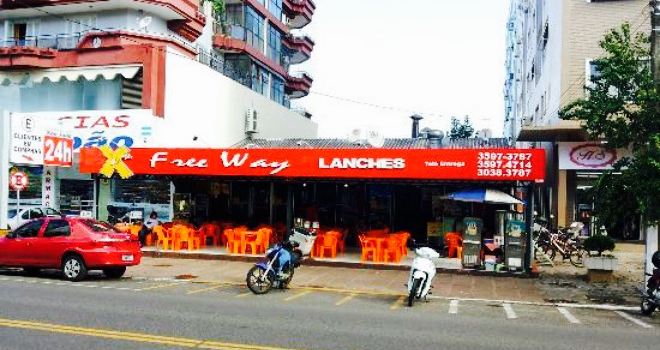 Free Way Lanches