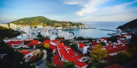 Geojedo Aegwangwon Windmill Terrace