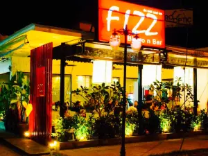 Fizz Bistro-N-Bar