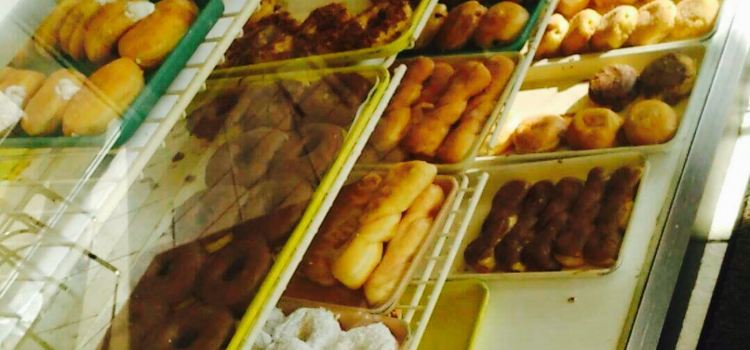 Howard’s Donuts