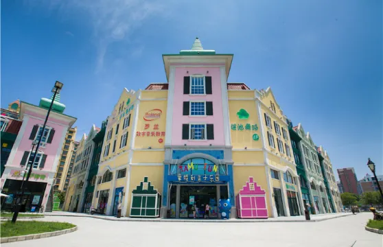 蒙特利親子樂園門票家庭(1位成人+1位小童)