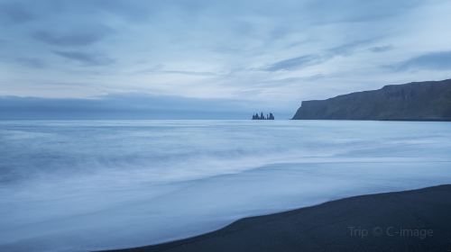 Reynisfjara Beach