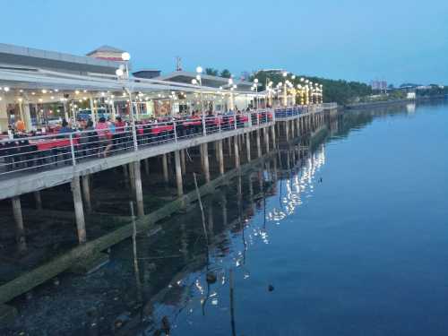 Kelong Seafood Restaurant
