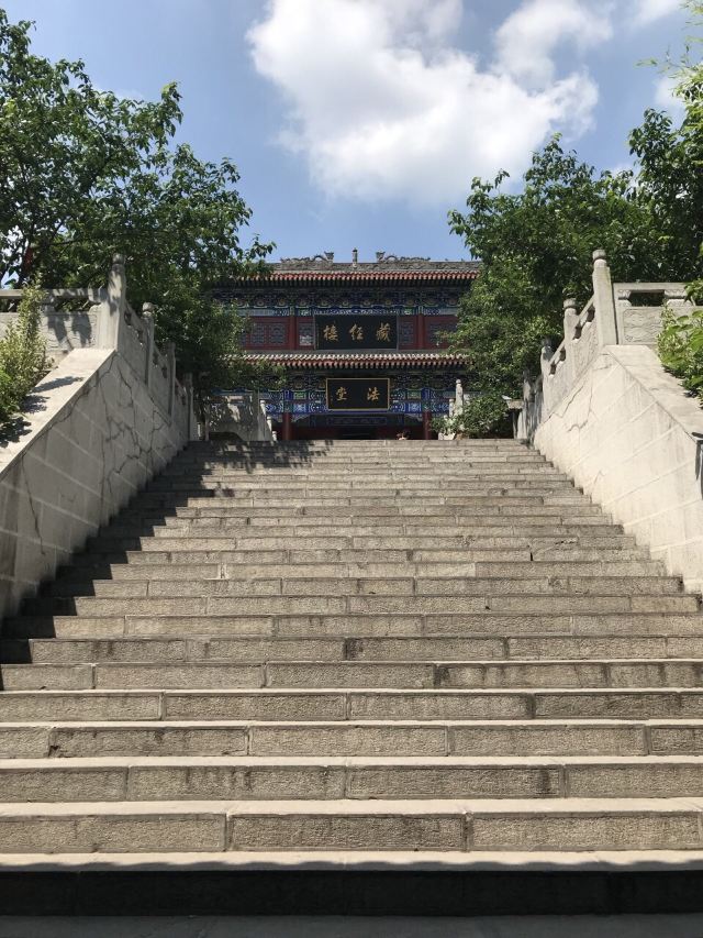 靈山