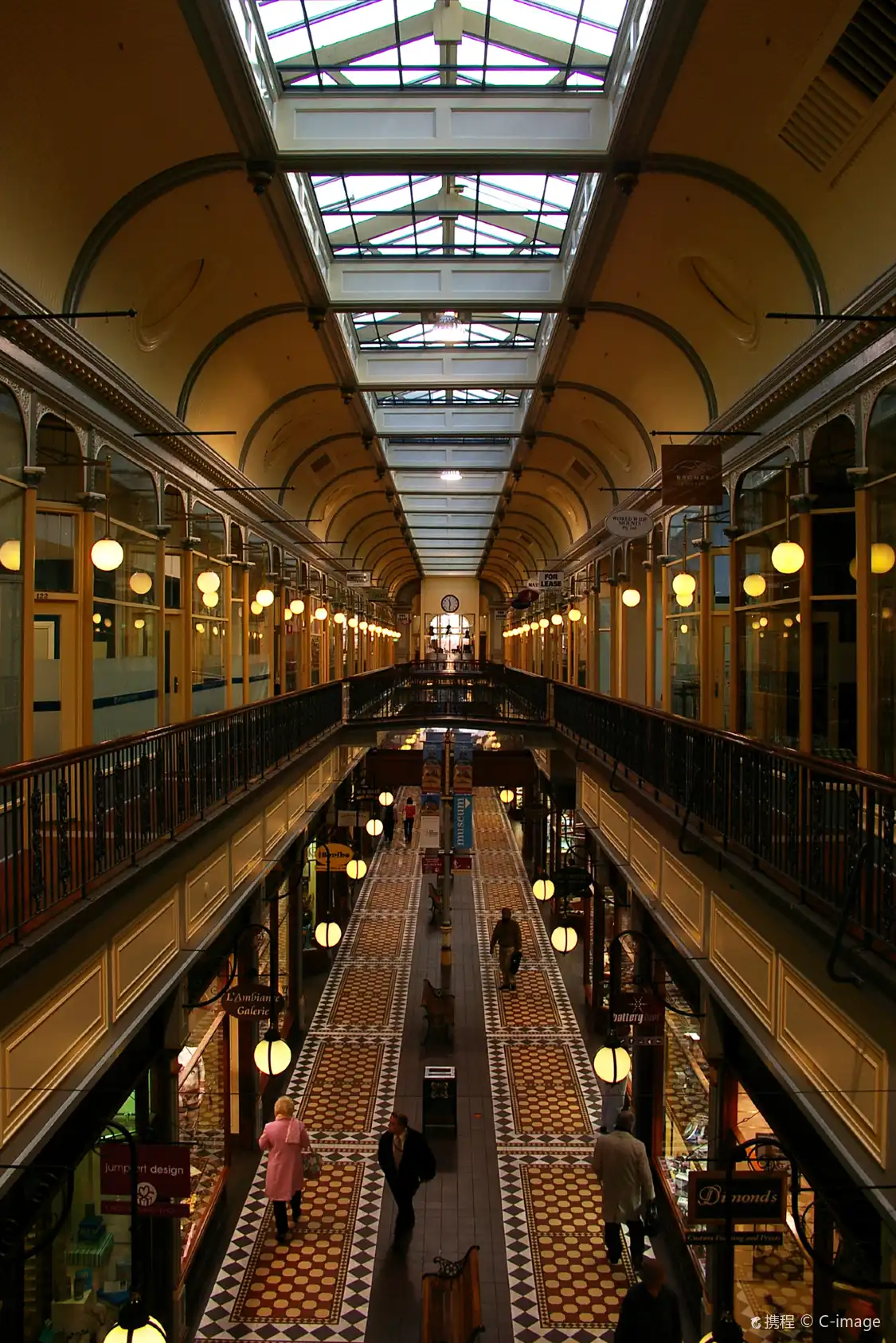 Hotels near Adelaide Arcade