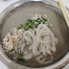 斌斌鲜鱼糊汤粉(粮道街店) 여행 사진