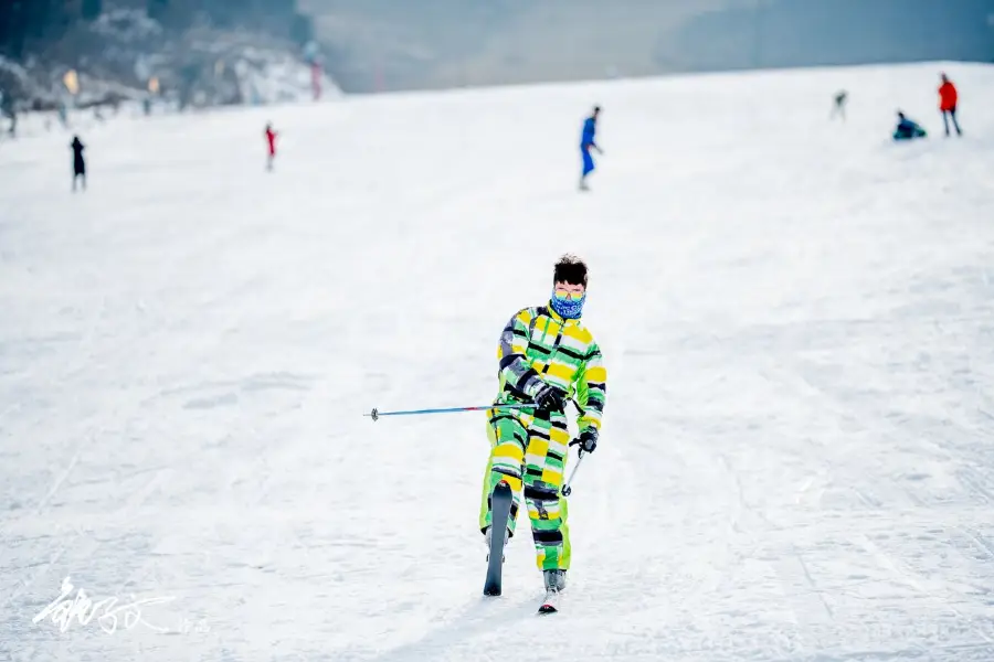 Maijishan Ski Field