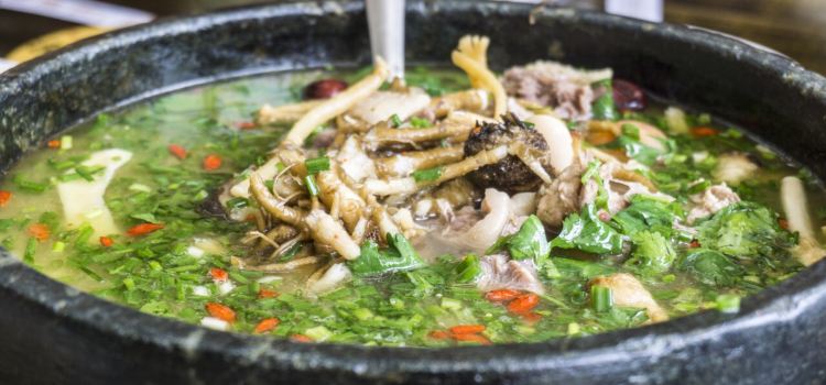 Cuihua Stone Pot Restaurant with Local features