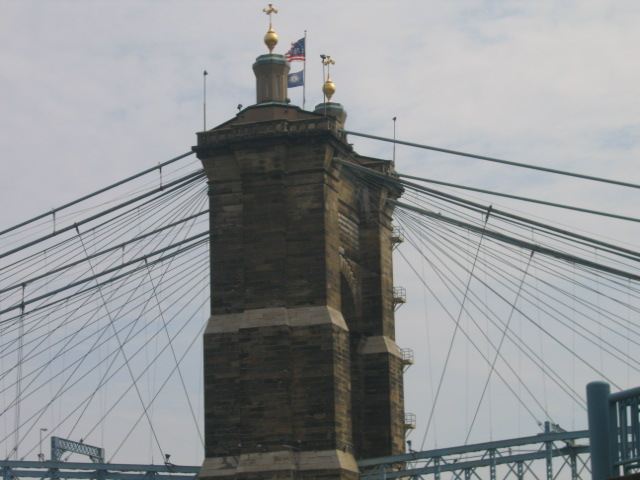 羅比林吊橋