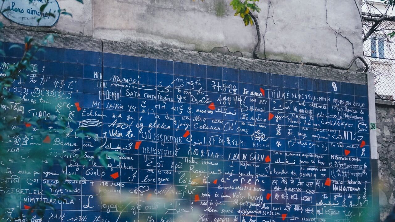 Montmartre + Seine River Cruise + Eiffel Tower + The National Residence of the Invalids 1-day tour