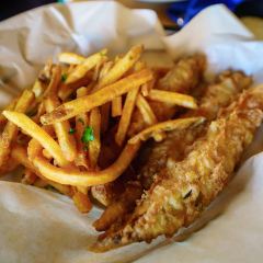 JJ's Broiler 여행 사진