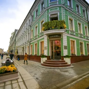 Тверская ул.