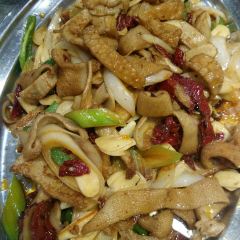 QING HE XIAO CHU User Photo