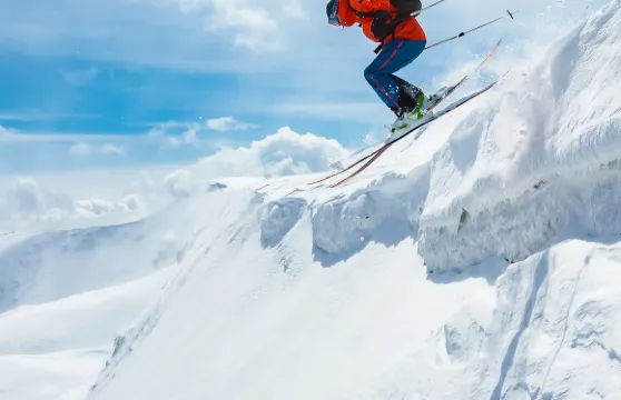 玉龍灣滑雪場日場滑雪票（含雪具）大小同價