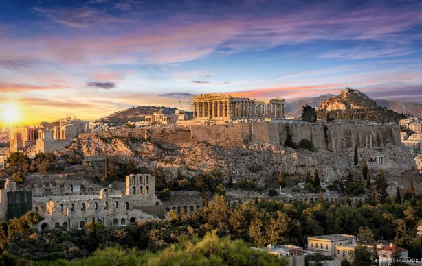 مشاهدة غروب الشمس في أثينا