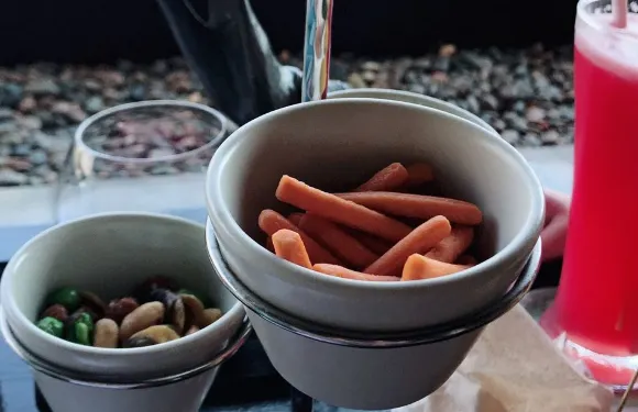 Sala Sawasdee Lobby Bar