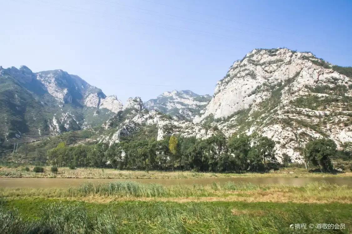 Hotels near Hutuo River Water Conservancy Scenic Area