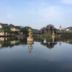 Yintelagenhuaqiaochengjiudianzizhucan User Photo