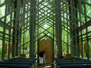 Thorncrown Chapel