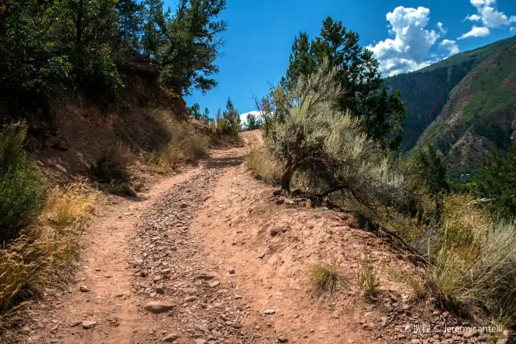 Hotels near Doc Holliday's Grave Trailhead