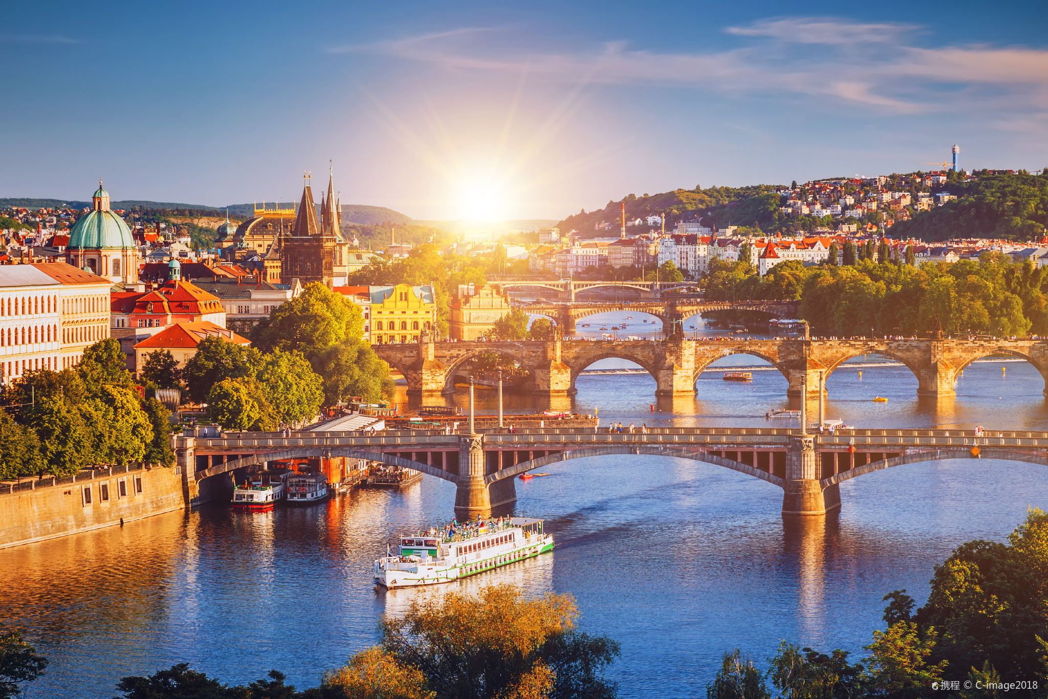 Europe Travel Czech Republic Prague Vltava River Cruise Dinner (Hotel Transfer + Buffet Diner)