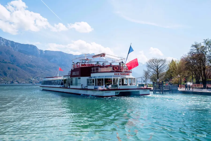 Water Taxi Annecy