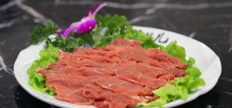 辣妹儿老灶火锅(金帝商务大厦店)
