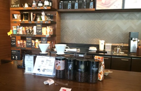 星巴克（和義1844店）